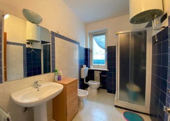 bagno - Quadrilocale via Roma, 8, Perosa Argentina - foto 18