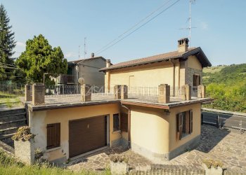 Villa Toano - photo 1