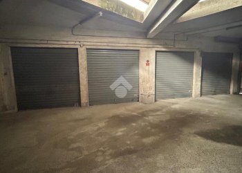 Box Via Roma, Banchette - foto 1