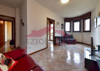 Foto 4 - Bilocale CARONNO PERTUSELLA
 
1340, Caronno Pertusella - foto 4