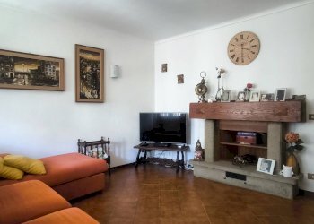 Foto 4 - Villa a Schiera via Pietro Micca
 
33, Sala Biellese - foto 4