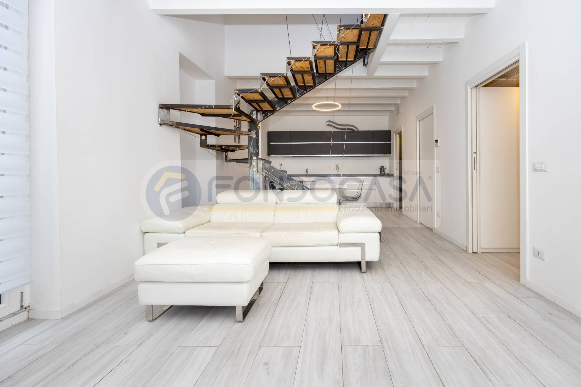 Foto 1 - Three-room apartment Via Ambrogio De Marchi Gherini
 
5, Milano - photo 1