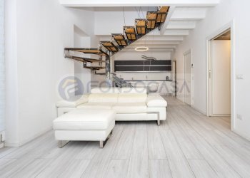 Foto 1 - Three-room apartment Via Ambrogio De Marchi Gherini
 
5, Milano - photo 1