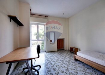 Camera / camera da letto - Appartamento Corso Alcide De Gasperi
 
300, Bari - foto 17