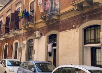Edificio all\'aperto - Casa indipendente Via Fiorentino
 
15, Catania - foto 1