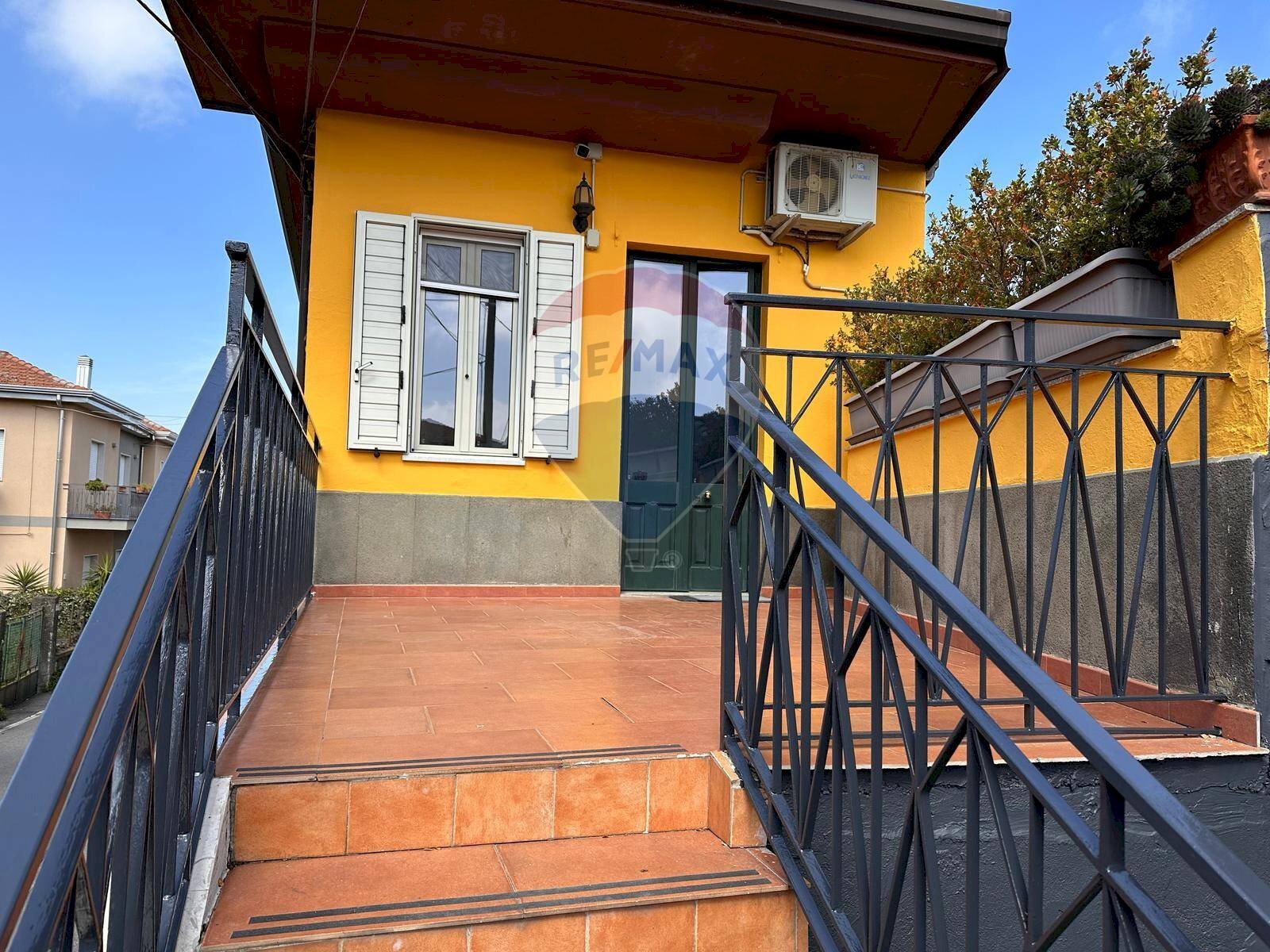 Terrazza - Casa indipendente Via Fossa della Neve
 
2, Linguaglossa - foto 3