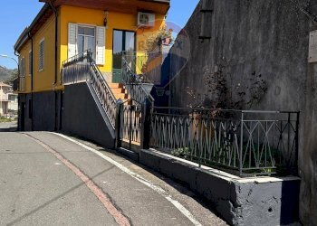 Casa all\'aperto - Casa indipendente Via Fossa della Neve
 
2, Linguaglossa - foto 4