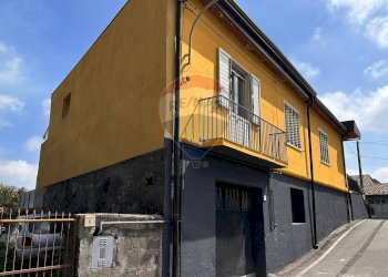 Casa all\'aperto - Casa indipendente Via Fossa della Neve
 
2, Linguaglossa - foto 2