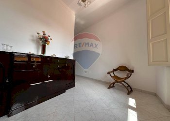 Hall / corridoio - Casa indipendente Via Fossa della Neve
 
2, Linguaglossa - foto 6