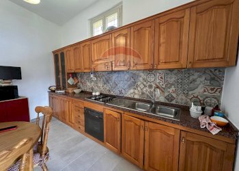 Cucina - Casa indipendente Via Fossa della Neve
 
2, Linguaglossa - foto 9