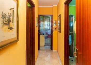 Hall / corridoio - Trilocale via XXI Aprile, Aci Castello - foto 13