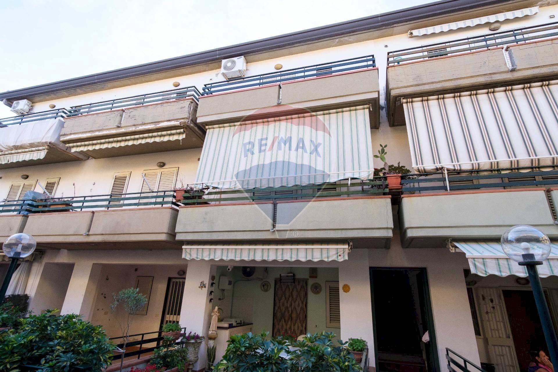 Edificio all\'aperto - Two-room apartment Via Spiaggia
 
77/D, Mascali - photo 3