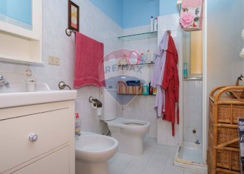 Bagno - Bilocale Via Spiaggia
 
77/D, Mascali - foto 9