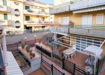 Edificio all\'aperto - Bilocale Via Spiaggia
 
77/D, Mascali - foto 13