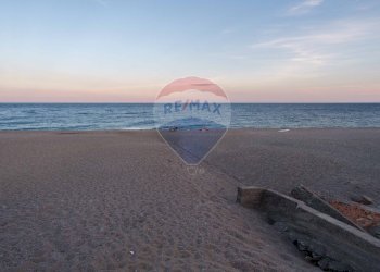 Vista dell\'acqua - Bilocale Via Spiaggia
 
77/D, Mascali - foto 31