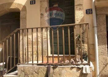 Casa all\'aperto - Casa indipendente RONCO DE FRANCISCI
 
16/18, Caltagirone - foto 2