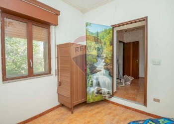 Camera / camera da letto - Casa indipendente RONCO DE FRANCISCI
 
16/18, Caltagirone - foto 12