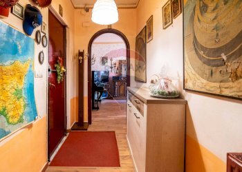 Hall / corridoio - Quadrilocale Via Cassiopea
 
30, Catania - foto 3