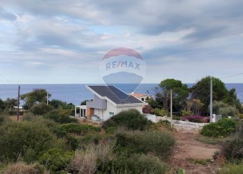 Casa all\'aperto - Villa via dei Garofani
 
snc, Augusta - foto 8