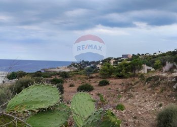 Vista delle montagne - Villa via dei Garofani
 
snc, Augusta - foto 28