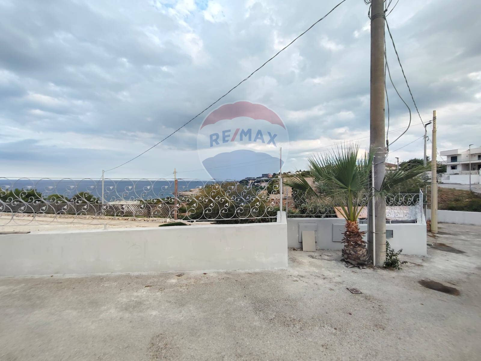 Terrazza - Villa Via dei garofani
 
snc, Augusta - foto 1