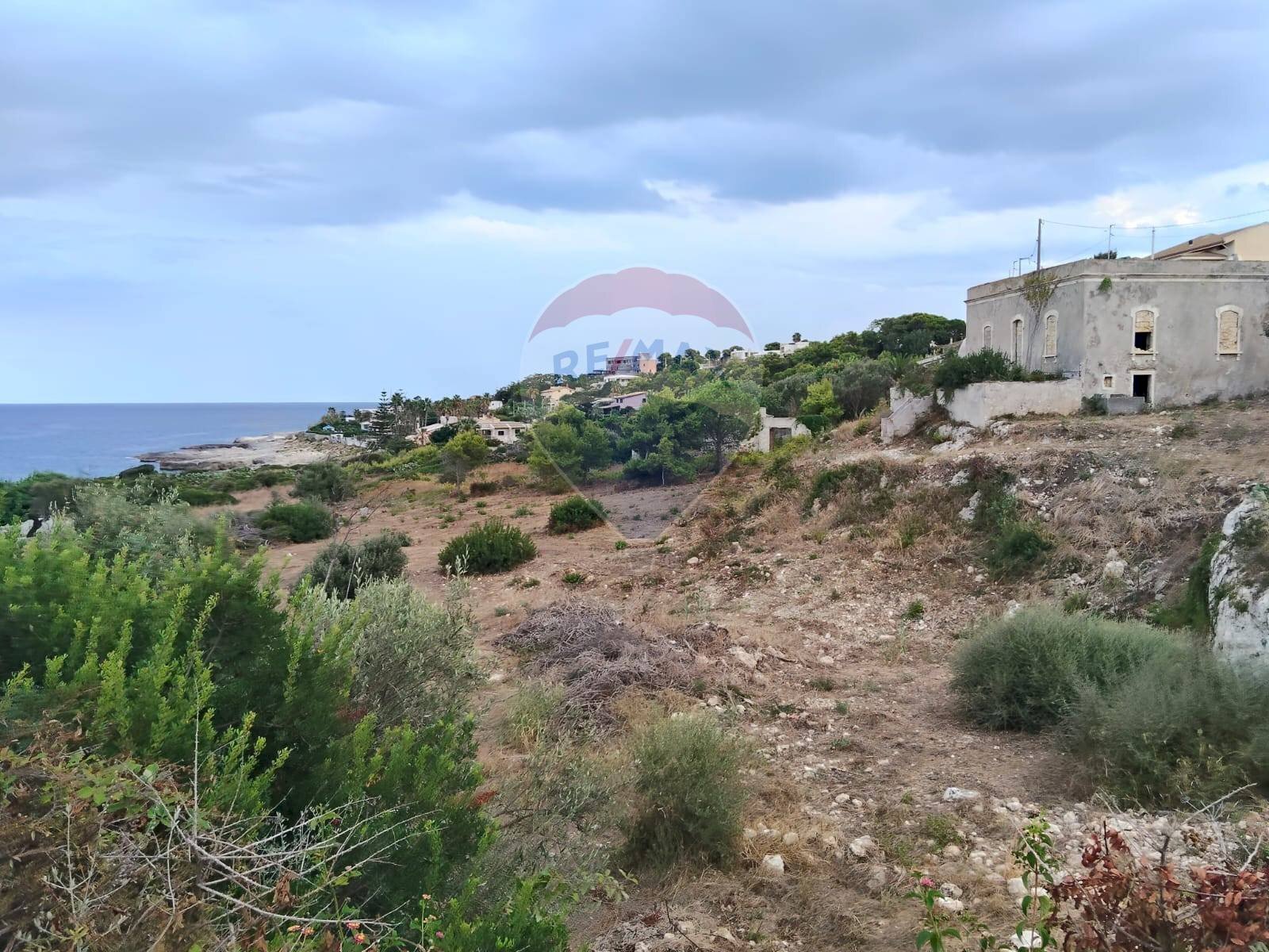 Vista delle montagne - Villa Via dei garofani
snc, Augusta - foto 3