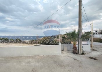 Terrazza - Villa Via dei garofani
 
snc, Augusta - foto 1