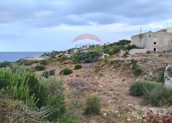 Vista delle montagne - Villa Via dei garofani
 
snc, Augusta - foto 3