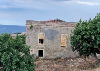 Casa all\'aperto - Villa Via dei Garofani
 
snc, Augusta - foto 7