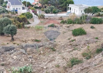 Giardino - Villa Via dei Garofani
 
snc, Augusta - foto 8