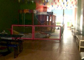 Camera / camera da letto - Commercial Premises via vespri
256, Misterbianco - photo 1