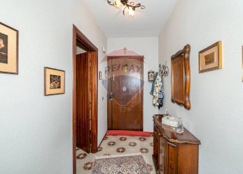 Hall / corridoio - Quadrilocale portella della ginestra
 
63, Misterbianco - foto 5