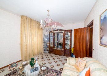 Soggiorno - Quadrilocale portella della ginestra
 
63, Misterbianco - foto 9