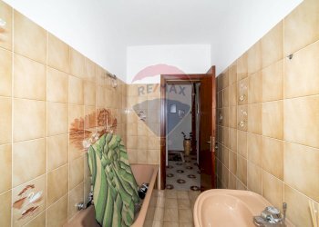 Bagno - Quadrilocale portella della ginestra
 
63, Misterbianco - foto 14