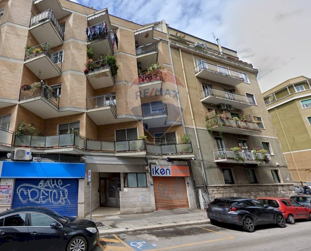 Edificio all\'aperto - Locale Commerciale Via Re David
 
101, Bari - foto 2