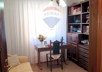 Sala da pranzo - Appartamento Via Trapani
 
4, Enna - foto 14