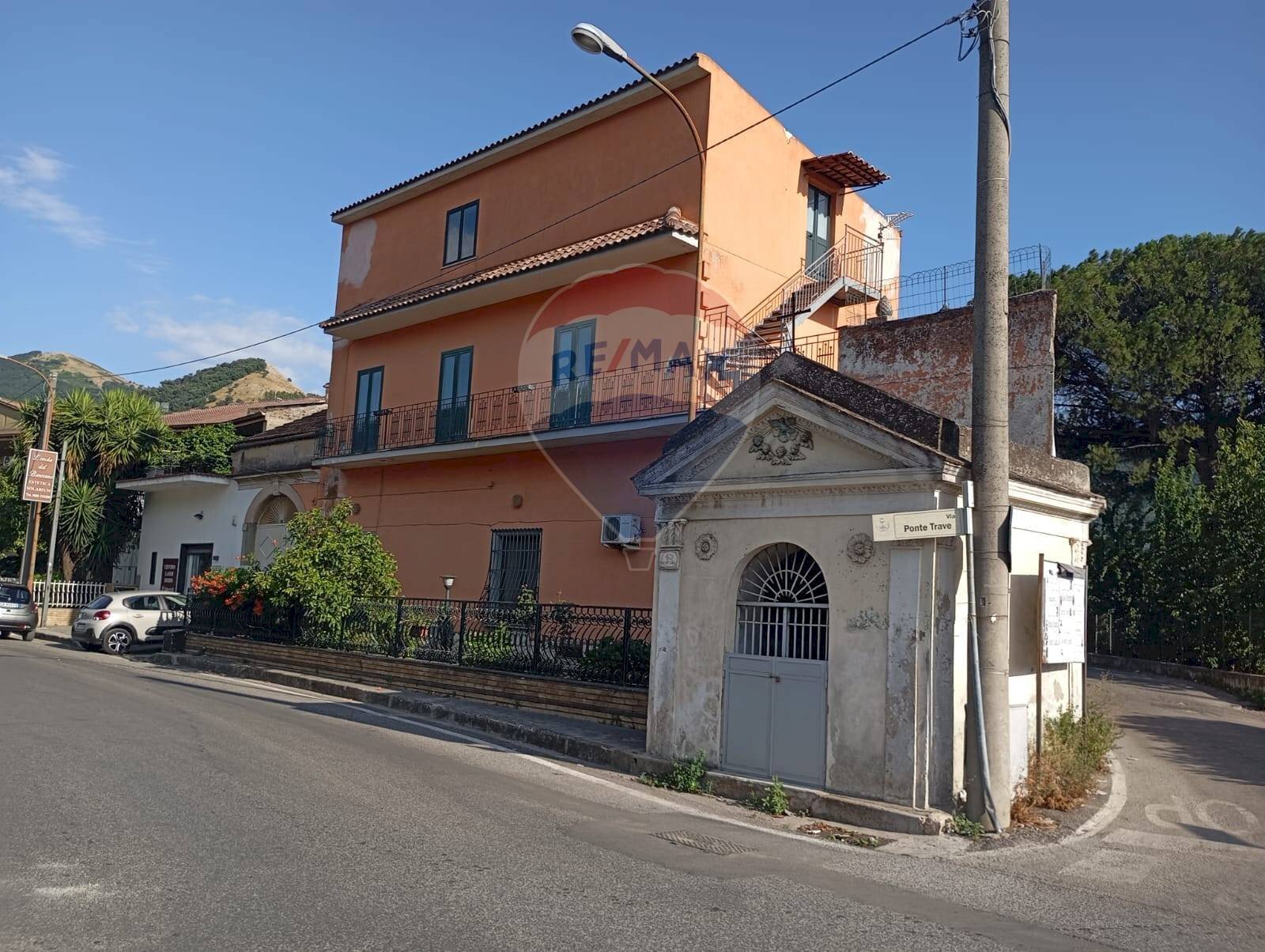 Casa all\'aperto - Casa semi indipendente via Ponte Trave
 
89, San Felice a Cancello - foto 1