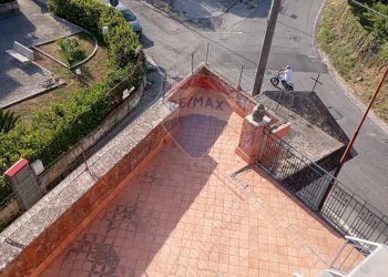 Terrazza - Casa semi indipendente via Ponte Trave
89, San Felice a Cancello - foto 4