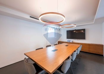 Sala da pranzo - Commercial Premises VIA ARCIPRETE ROTA
 
26/28, Lallio - photo 5