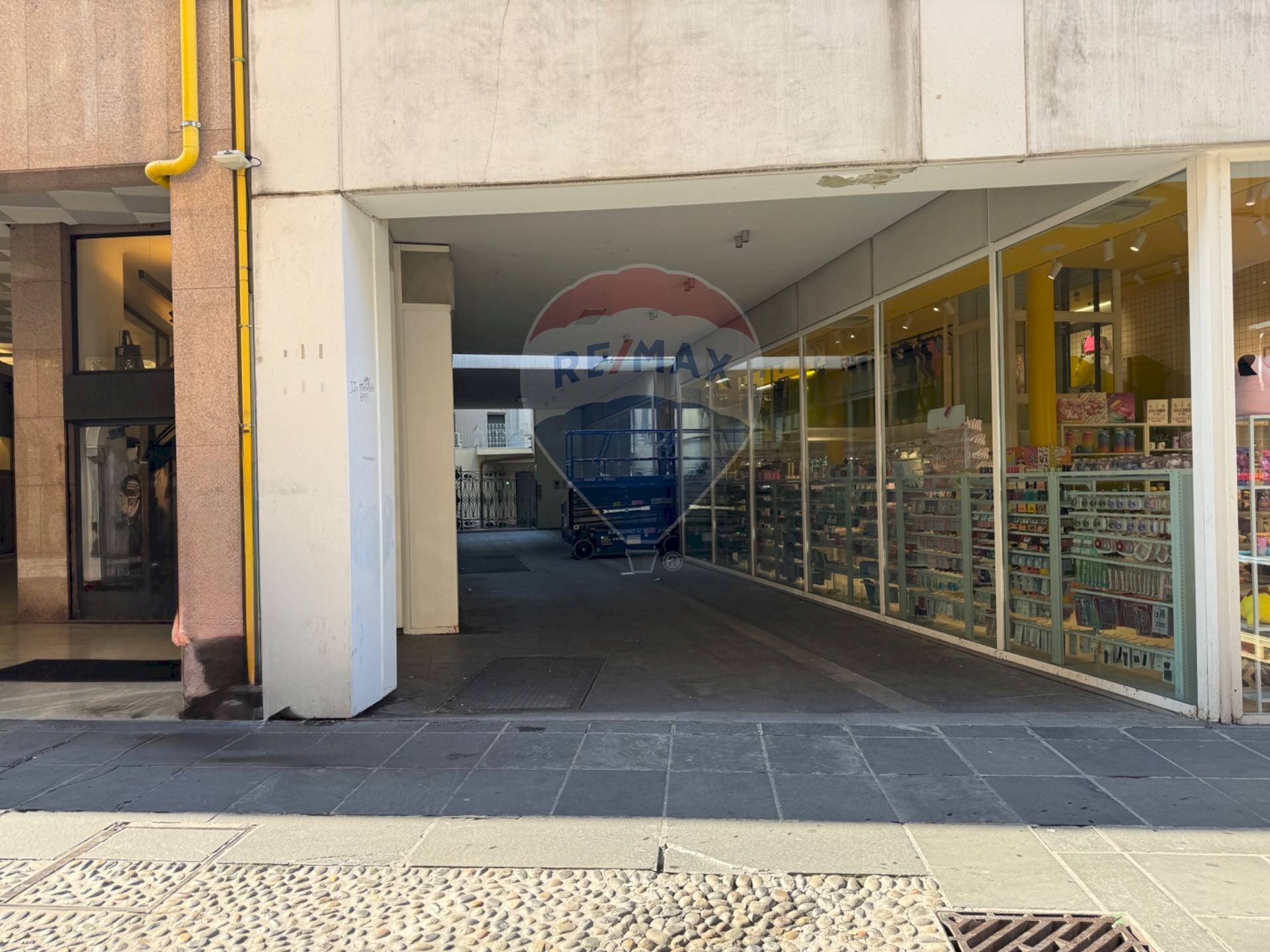 Edificio all\'aperto - Box Bergamo - foto 2