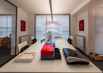 Ufficio - Commercial Premises VIA ARCIPRETE ROTA
 
26/28, Lallio - photo 3