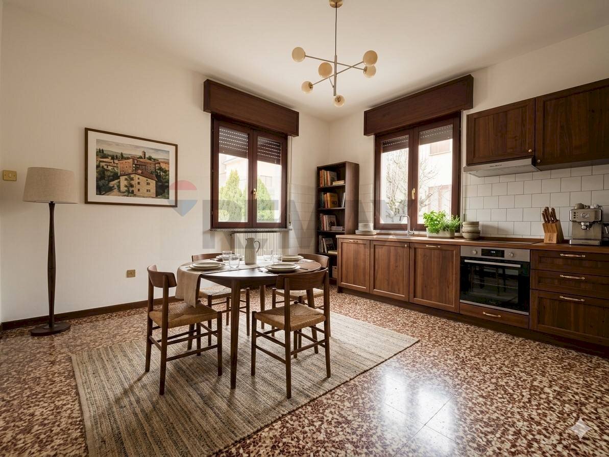 Sala da pranzo - Casa semi indipendente Montiglio
 
23, Breno - foto 3