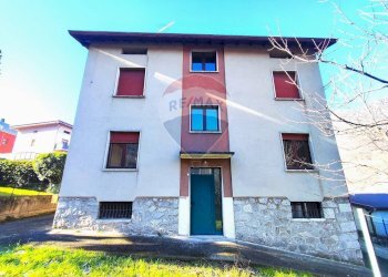 Edificio all\'aperto - Casa semi indipendente Breno - foto 5