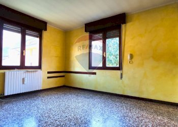 Stanza vuota - Casa semi indipendente Breno - foto 28