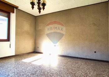 Stanza vuota - Casa semi indipendente Breno - foto 33