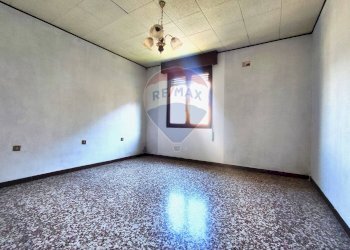 Stanza vuota - Casa semi indipendente Breno - foto 37