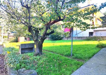 Giardino - Casa semi indipendente Breno - foto 16