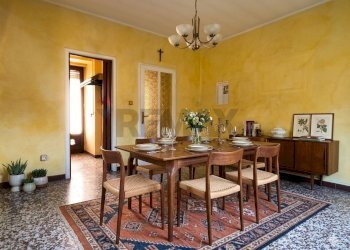 Sala da pranzo - Casa semi indipendente Montiglio
 
23, Breno - foto 1