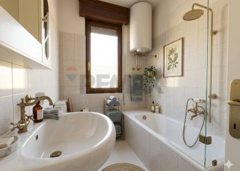 Bagno - Casa semi indipendente Montiglio
 
23, Breno - foto 13