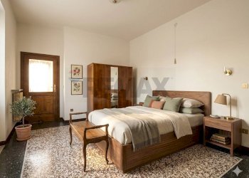 Camera / camera da letto - Casa semi indipendente Montiglio
 
23, Breno - foto 15